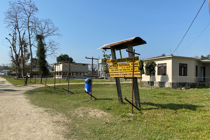 1 Night 2 Days Chitwan Jungle Safari Tour from Pokhara or Kathmandu - Day 2: morning bird watching and the ride back to Kathmandu or Pokhara