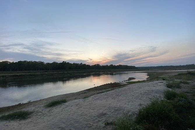 1 Night 2 Days Chitwan Jungle Safari Tour - Day 1 from Kathmandu to Sauraha: the drive, jeep safari, museum, and sunset