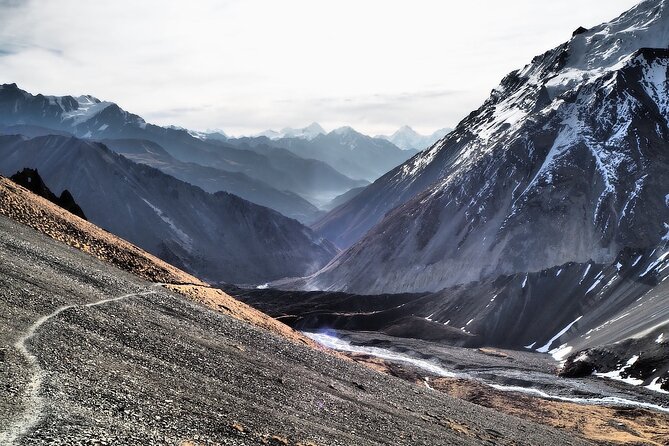 12 days Annapurna Circuit Trek - Kathmandu to Dharapani: the day you stop thinking and start climbing