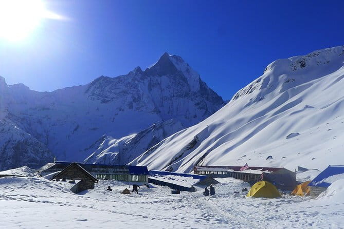 13 Days Trekking in Annapurna Circuit - What the guide and meals add to your experience