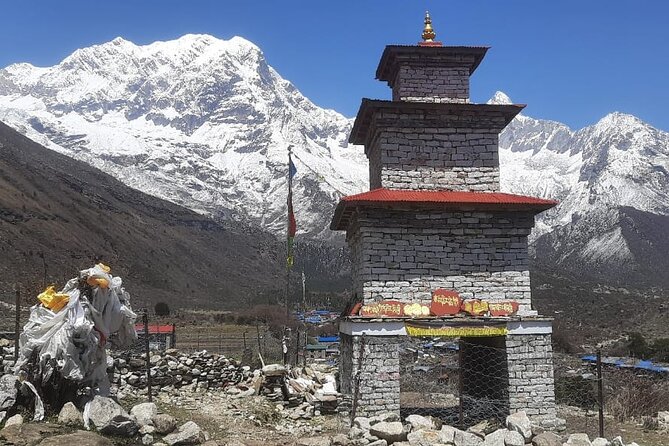 16 Day Private Manaslu Circuit Trekking - From Kathmandu west to Machha Khola: river valleys and first big mountain hints