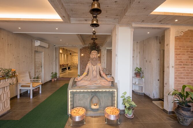 25 Days 300 Hours Advanced Yoga Teacher Training in Nepal - Advanced-Level Asana Training: Control, Not Just Intensity