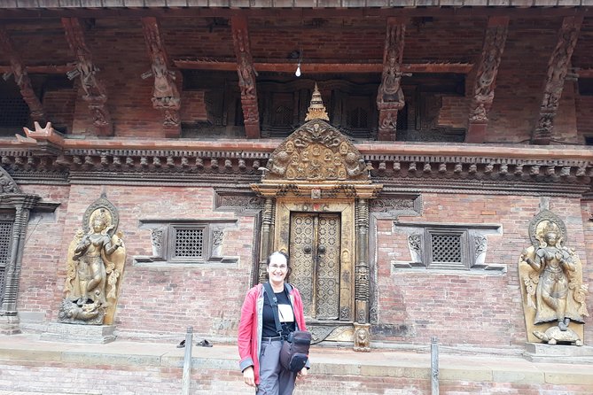 3 days in Kathmandu - The 9:15 start from Thamel, and why the minivan matters