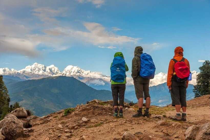 4 Days Pikey Peak Trek : The Best View of Mt Everest - Altitude tips and what to pack for a short, serious summit day
