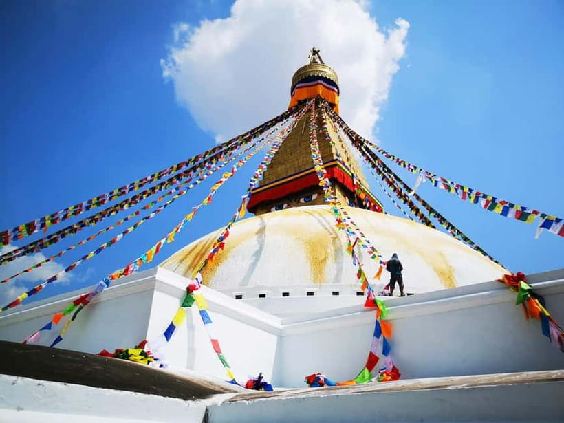 7-Heritage of Kathmandu: At your comfort 1-Day Tour - Getting started: pickup, express security, and that AC car feeling