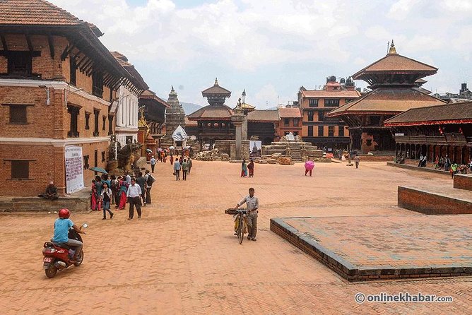 8 Days Special Nepal Tour Package - Day 2 Kathmandu temples and stupas: Pashupatinath, Boudhanath, and Swayambhunath
