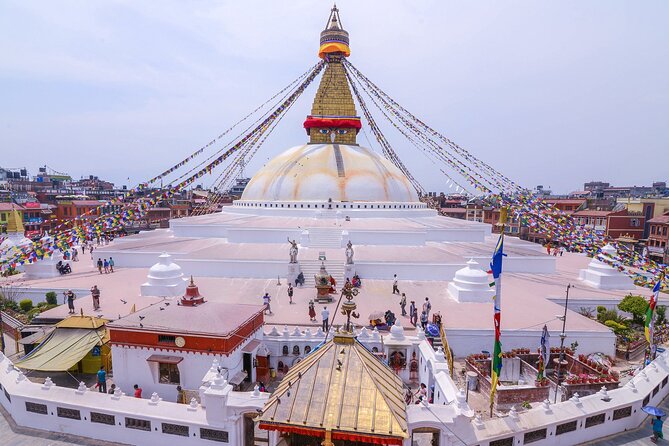 8 Days Tour in Nepal (4 Star Accommodation) - Day 1 in Thamel: easy arrival, real Kathmandu energy