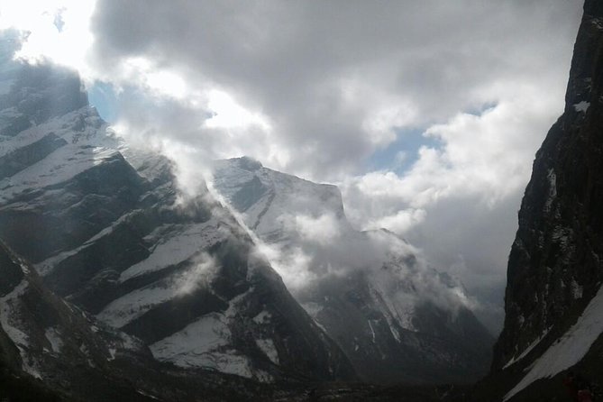 Annapurna base camp -9 days - Day 6: Annapurna Base Camp Trek, the Sanctuary Signature