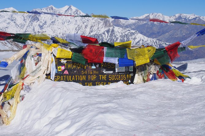 Annapurna Circuit Short Trek - Gear Support: Sleeping Bag and Down Jacket (With Return Required)