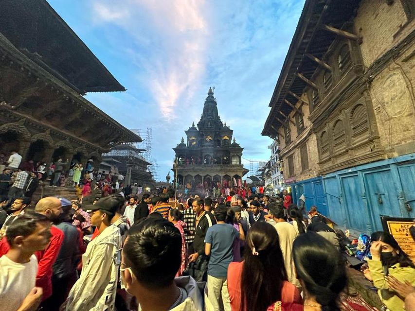 Best of Kathmandu : Private Guide, Car & Personalized Tour - Walking breaks that actually help you see the city