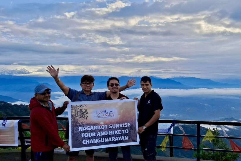 Bhaktapur & Nagarkot Day Tour with Lunch - Private/Group - Kathmandu Pickup to Bhaktapur: Why the Start Matters