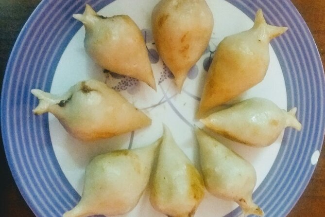 Cook and Eat: Cooking Class in Kathmandu near Thamel - Market Visit in Kathmandu: What You Learn Before You Cook
