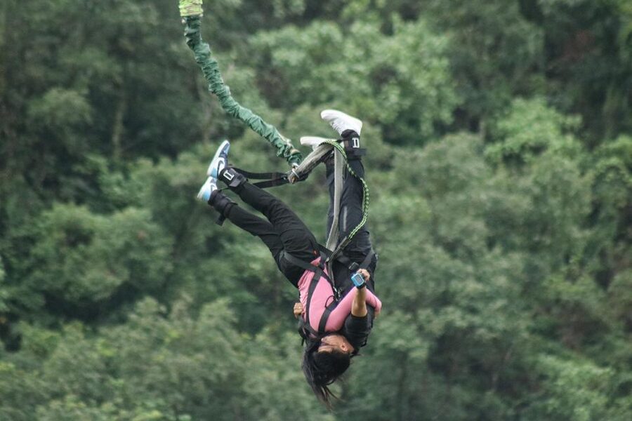 Double Dare: Tandem Bungee Adventure - Getting from lakeside to the site, and why timing matters