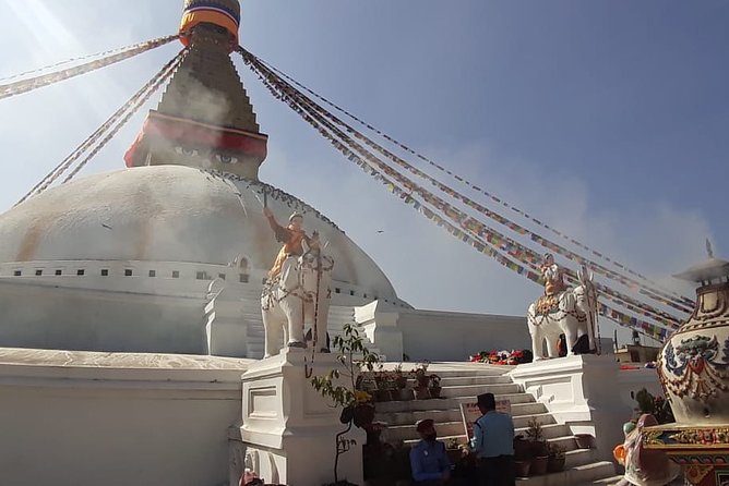 Easy Hiking to Syambhunath Stupa - What Makes This Tour Work So Well