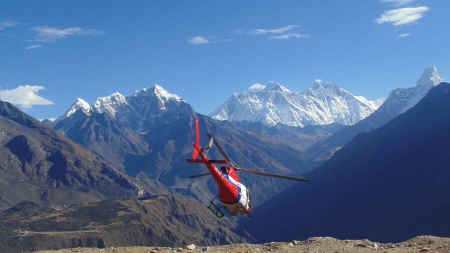 Everest Base Camp: 3 Hour Helicopter Sightseeing Tour - Above Everest Base Camp: what you actually get to see