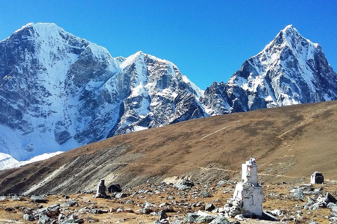Everest Base Camp trek 12 days from Kathmandu - Price and logistics: what $1,600 buys, and what it does not