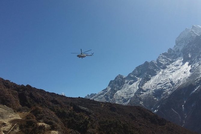 Everest Base Camp Trek - Day-by-day route: Kathmandu to Phakding, then Namche Bazaar