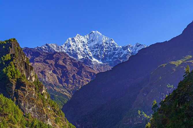 Everest Base Camp Trekking - 13 Day - Day 4: Namche Bazaar Acclimatization Day (Shops, Saturday Market Energy, and Staying Smart)