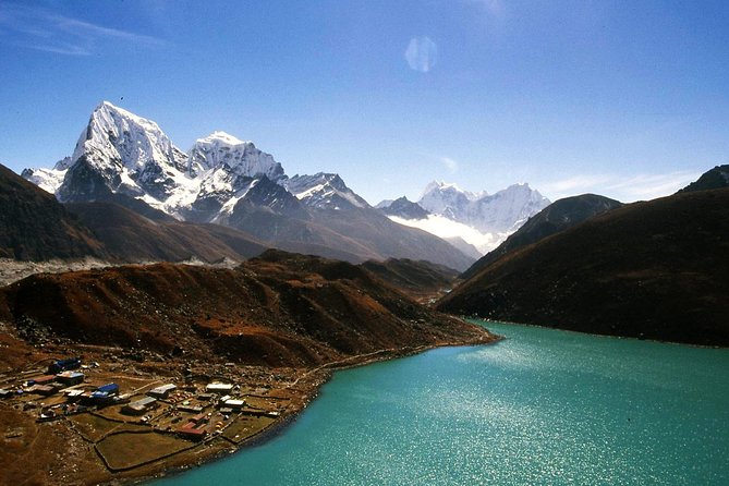 Everest Base Camp with Gokyo Lake 17 Days - The big idea: Everest Base Camp and Gokyo, with Cho La in the middle