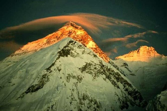 Everest Base Camp with Island Peak - Price and value: what $3,190 covers, and what it does not