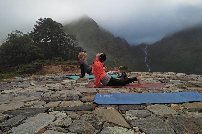 Everest Base Camp Yoga Trek - 15 Days - Dingboche acclimatization day: Nangkartshang Gompa and choosing a hike that fits