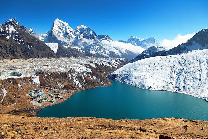Everest Gokyo Lake Trek - Arriving at Gokyo Lakes: Terminal Moraine Work and Turquoise Payoff