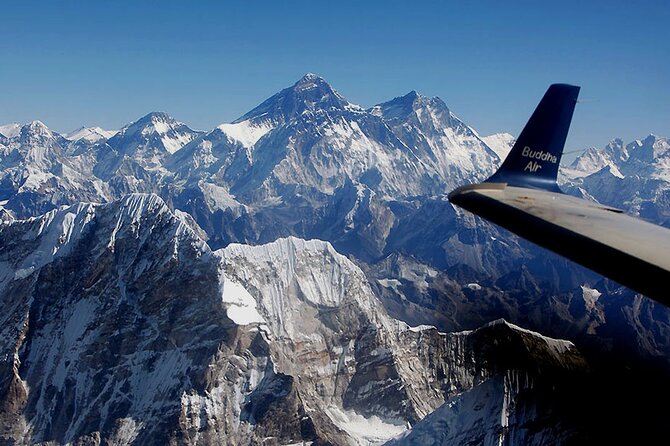 Everest Mountain Flight - Why this Everest flight at 5:45 am is worth the early start