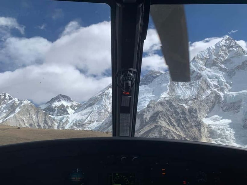 From Kathmandu: Everest Base Camp Landing Helicopter Tour - Lukla to Kala Patthar: Getting the High-View Angle