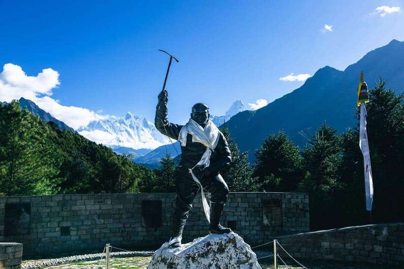 From Kathmandu: Guided Everest Base Camp Trek - Day-by-day: from Lukla steps to Everest Base Camp