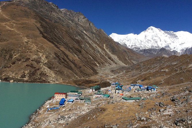 Gokyo Valley Trek - Lukla to Phakding: the first altitude and the Dudh Kosi crossings