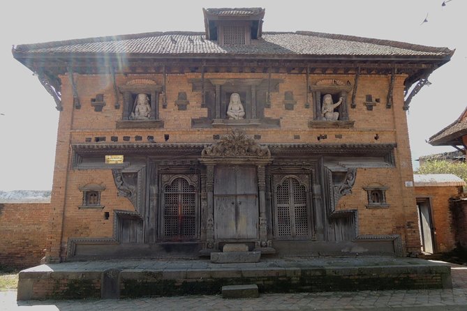 Kailashnath Mahadev, Panauti and Namo Buddha Monastery Sightseeing - The guide factor: why learning both Hinduism and Buddhism helps