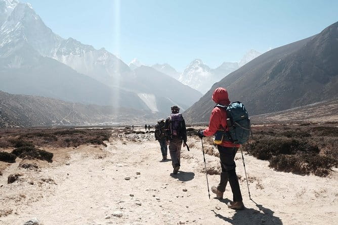 Kanchenjunga Circuit Trek 19 Days - First trekking days: Sekathum to Ghunsa, river valleys and forest edges
