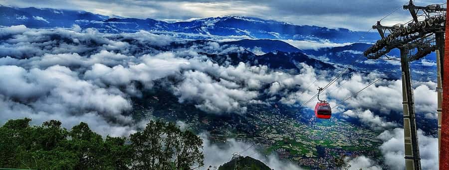 Kathmandu: Champadevi - Chandragiri Hike & Cable Car Descent - Chandragiri Hills walking and Bhaleshwor Mahadev Temple at the top