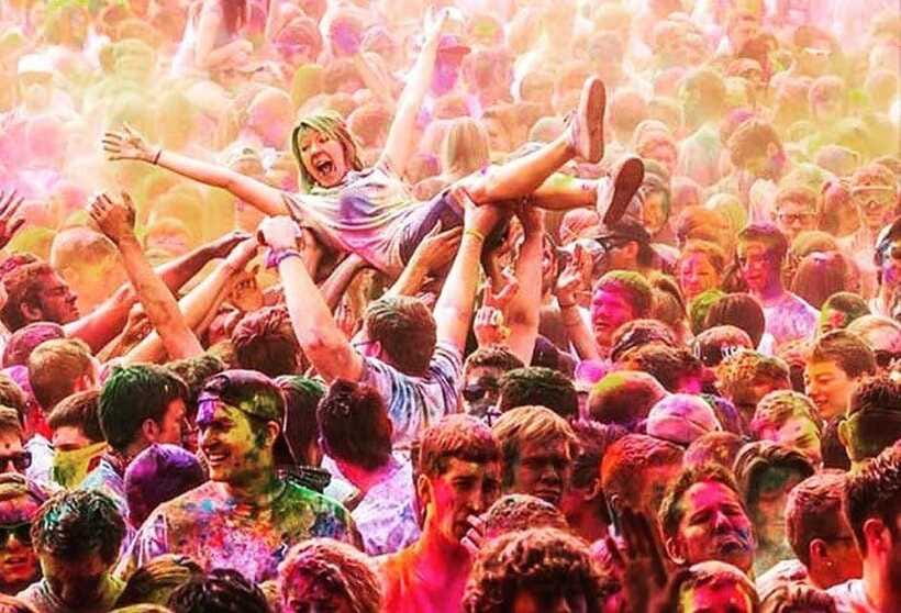 Kathmandu Durbar Square | Holi Festival Celebration 2 March - Who this Holi celebration suits best, and who should choose a different day