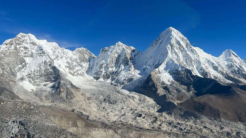 Kathmandu: Everest Helicopter Tour with Landing & Breakfast - Everest Base Camp Flyover and Optional Kala Patthar: Best Viewing Windows in the Air