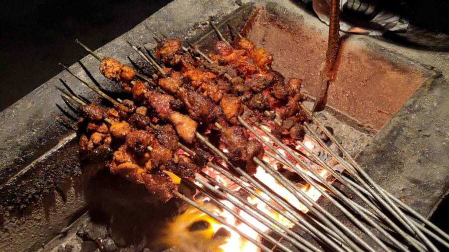 Kathmandu Local Food Hunt Tour - Asan Street Market Stops, Temples, and Snack-Level Choices