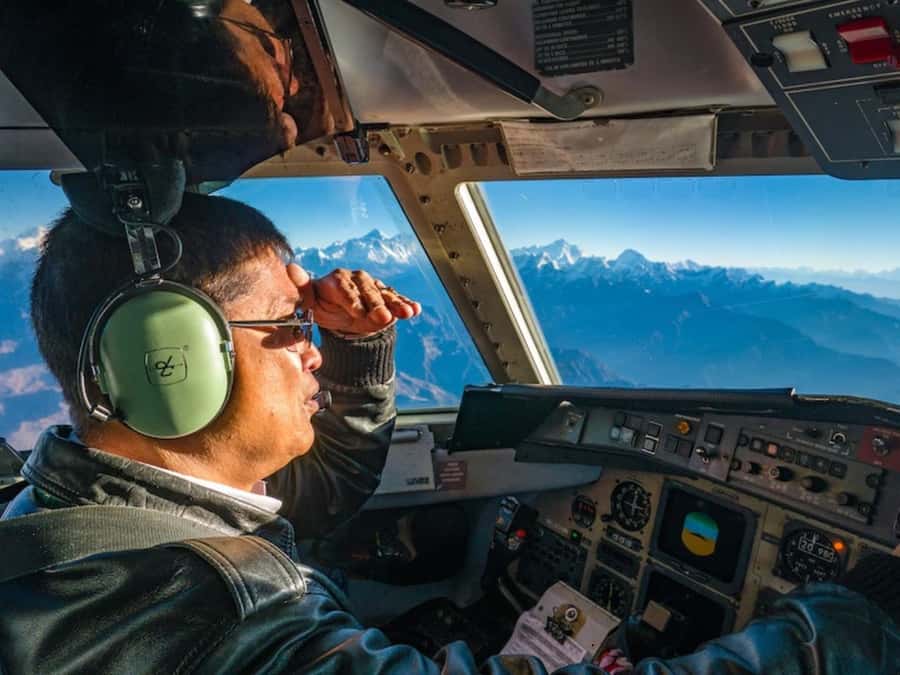 Kathmandu: Mount Everest Scenic Flight with Airport Transfer - Getting from Thamel or Kathmandu to Tribhuvan by 5:00 am