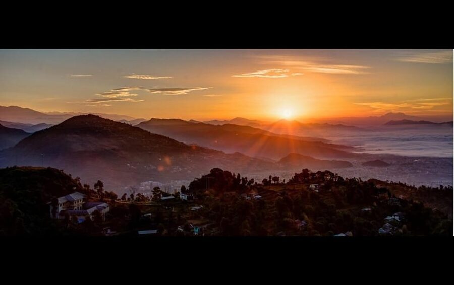 Kathmandu: Nagarkot, Bhaktapur, Doleswor & Sanga Statue Tour - What the 9 Hours Feels Like in Real Life