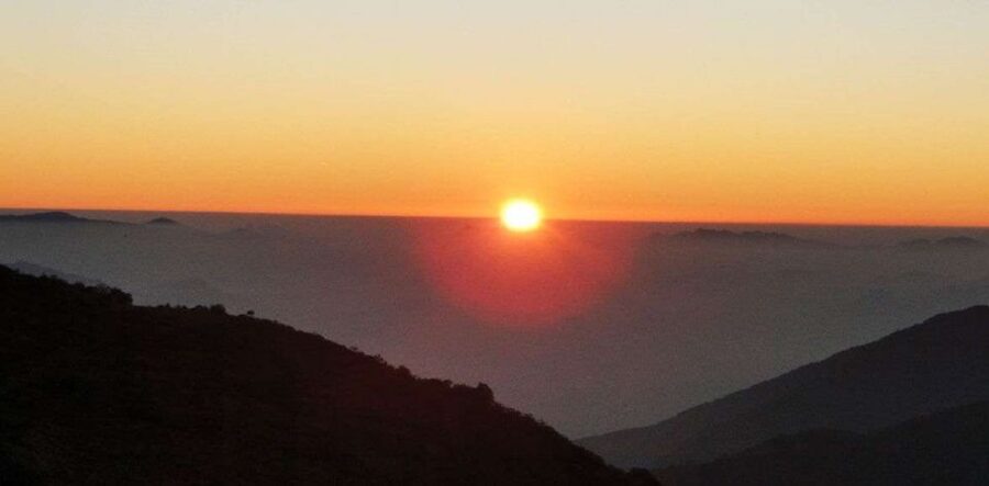 Kathmandu: Nagarkot Sunrise, Mt. Everest Himalayas View Tour - Mt. Everest views and the panoramic angle: why this viewpoint works