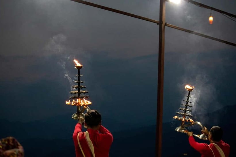 Kathmandu: Pashupatinath Evening Aarati Tour Private/Group - Getting to Pashupatinath: late afternoon drive from Thamel