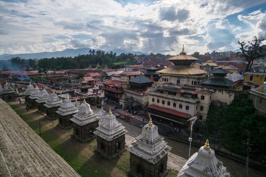 Kathmandu: Pashupatinath Temple Aarti Night Tour - Pickup, Transport, and Safety in Kathmandu Traffic