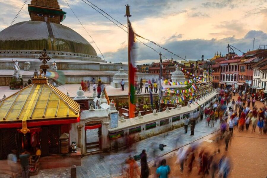 Kathmandu: Private custom tour with a local guide - A private Kathmandu walk that puts you in control