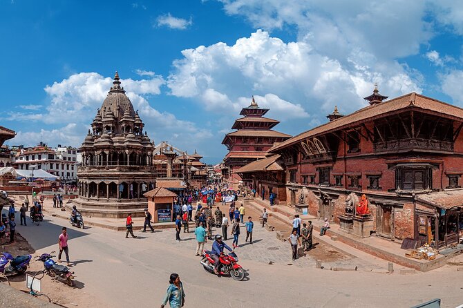 Kathmandu: Private/Group Tour to 7 UNESCO Sites with Lunch - Stop 1: Swayambhunath and the Monkey Temple viewpoints