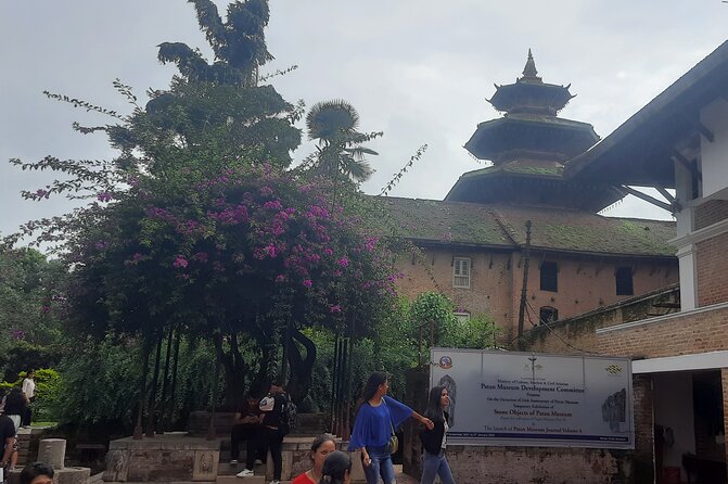 Kathmandu Top 4 or 2 UNESCO World Heritage Sites Day Tour - Patan Durbar Square: Newari Architecture and Malla-Kings Craft Energy