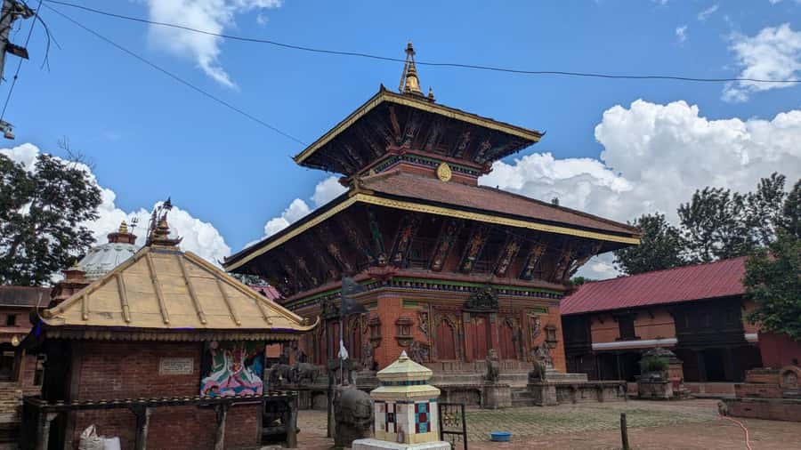 Kathmandu: UNESCO Heritage Site Private & Guided Tour - Patan Durbar Square: Newari Art, Palaces, and Courtyard Craft