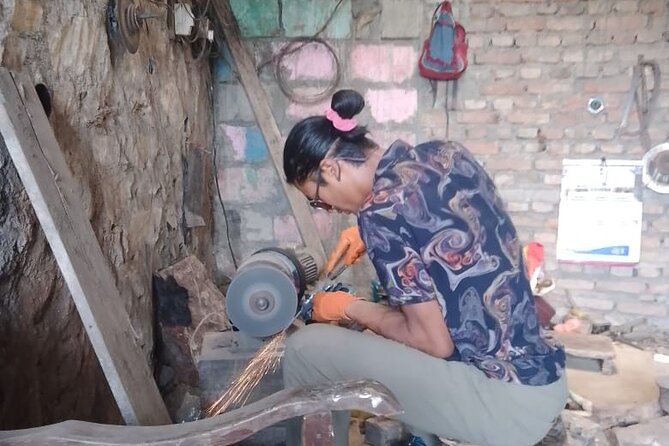 Knife (Khukuri) Making Workshop- Forge of the Gurkhas - Getting There: Pickup, Small-Group Size, and How the Day Feels