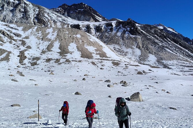 Manaslu Circuit Trek - Untouched trail - Days 3 to 7: Gurung villages, hot springs, and the route’s first mountain momentum