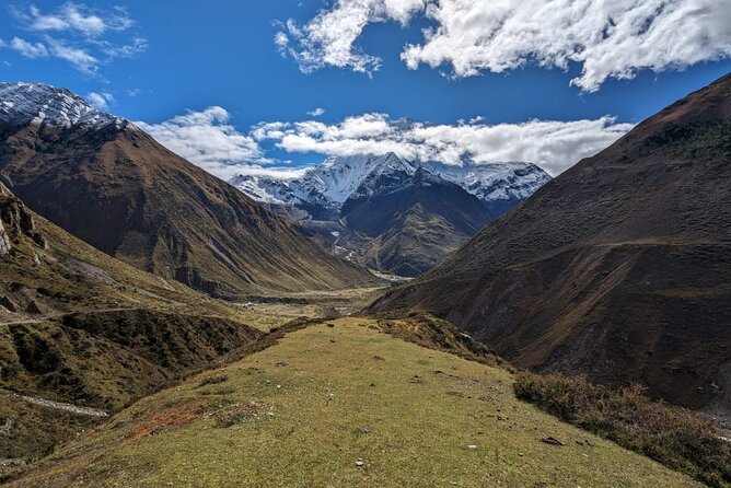 Manaslu Trekking - The Larkya Bhanjyang pass day: tundra walking and that summit feel
