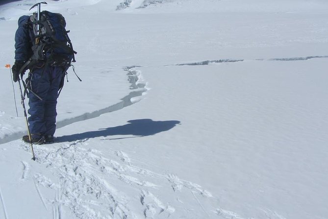 Mera Peak Climbing - Acclimatization and high camp: slow steps, cold threats