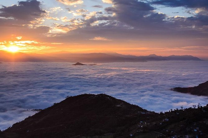 Nagarkot day hiking tour with Everest view - Getting to the trail: pickup, private transport, and your guide crew